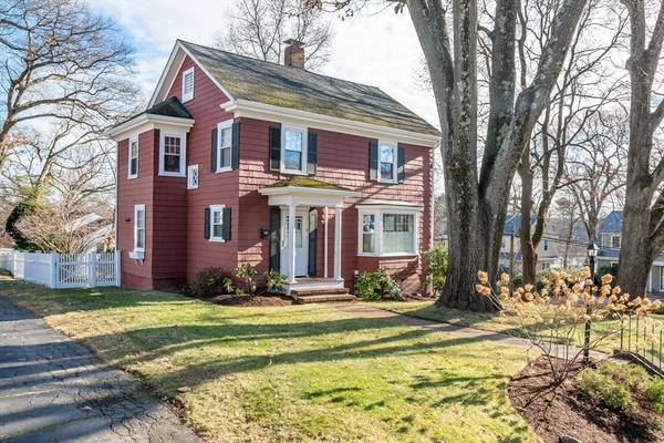 5 Hillcrest Rd, Framingham, MA 01702