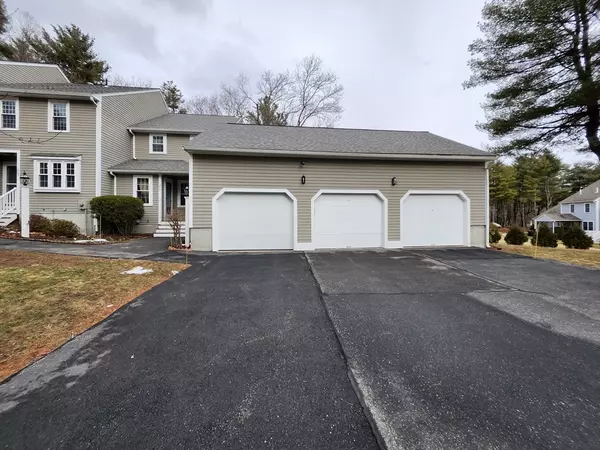 Hopedale, MA 01747,205 Laurelwood Dr #205