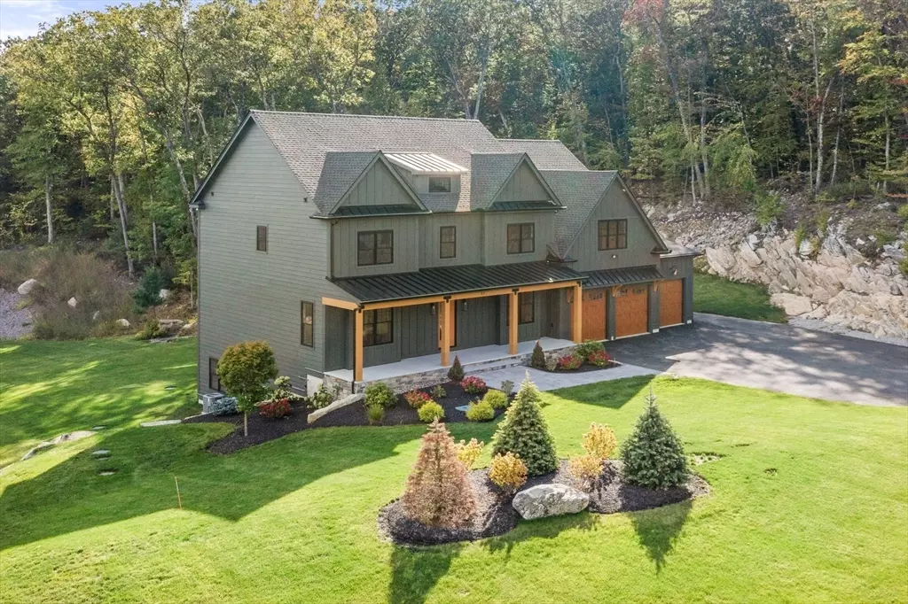 Hopkinton, MA 01748,17 Whisper Way