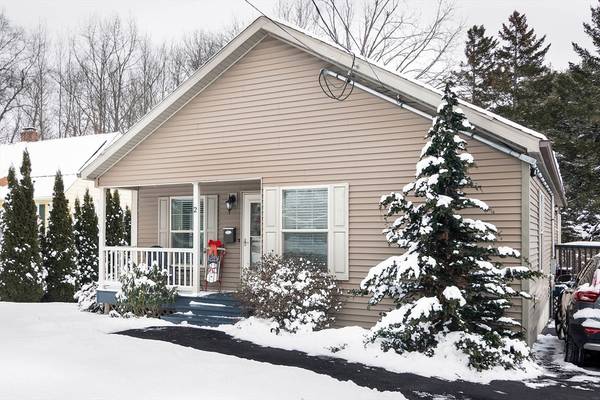 2 Bjorklund Ave, Worcester, MA 01605