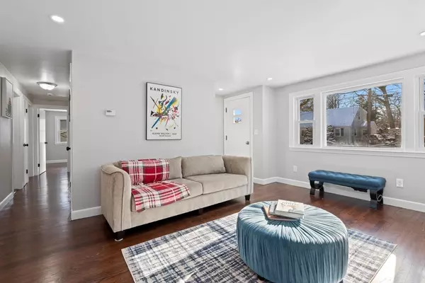 Dedham, MA 02026,136 Taylor Ave