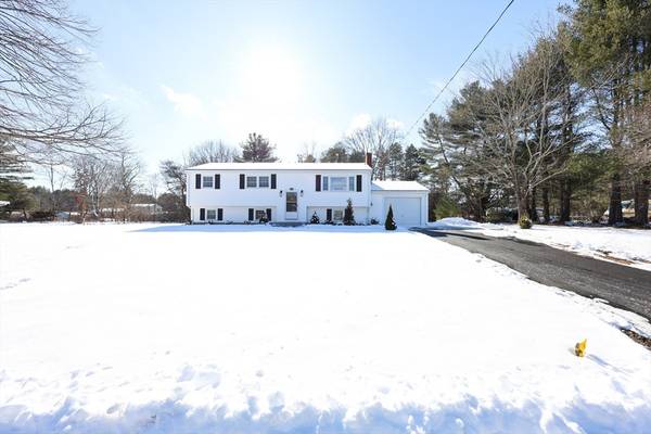 43 Sequoya Lane, Hanover, MA 02339