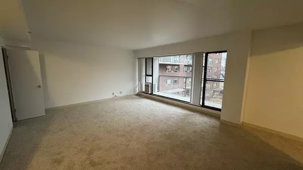 100 Memorial Drive #0502B, Cambridge, MA 02142