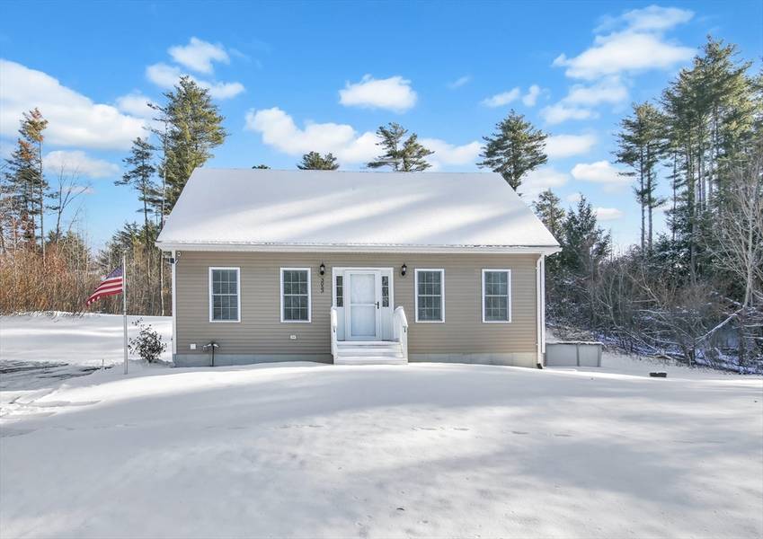 3053 Palmer St, Palmer, MA 01069