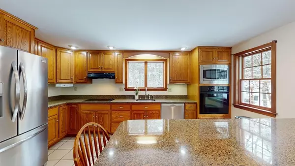 Pembroke, MA 02359,31 Lady Slipper Cir