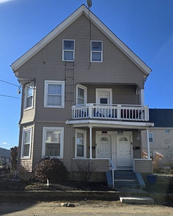 5 Millett St, Brockton, MA 02301