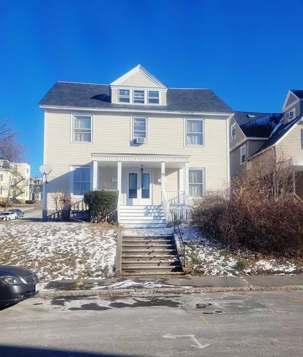 52 Huntington Street, Lowell, MA 01852