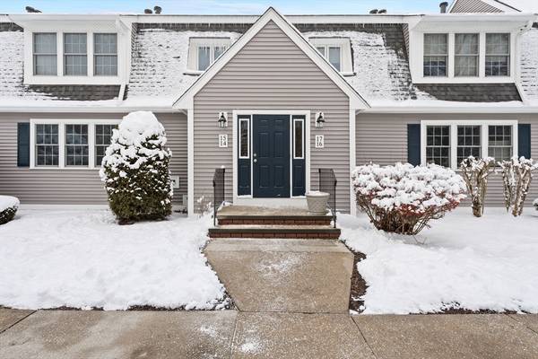 453 Turnpike St #14, Easton, MA 02375