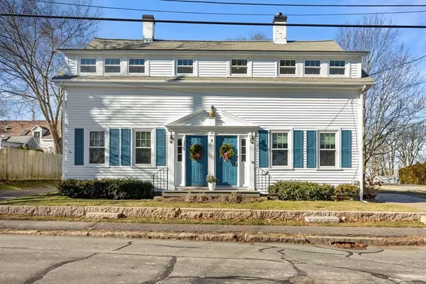 17 Liberty St, Sandwich, MA 02563