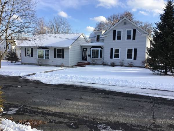 12 Stebbins St, Ludlow, MA 01056