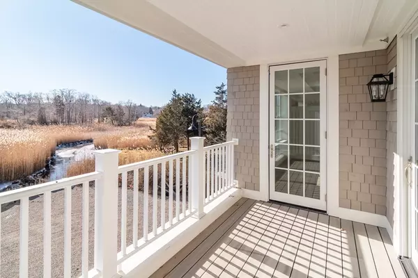 87 Elm Street #215, Cohasset, MA 02025