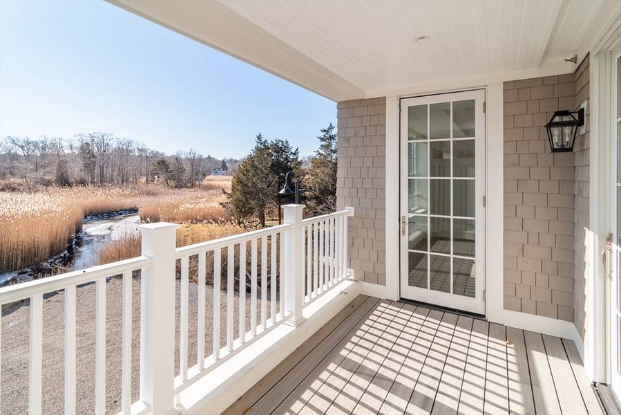 87 Elm Street #215, Cohasset, MA 02025