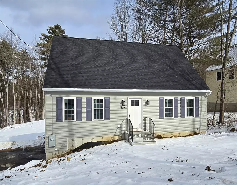 Warren, MA 01083,129 East Road