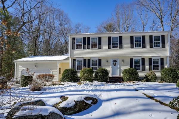 36 Brentwood Rd, Chelmsford, MA 01824