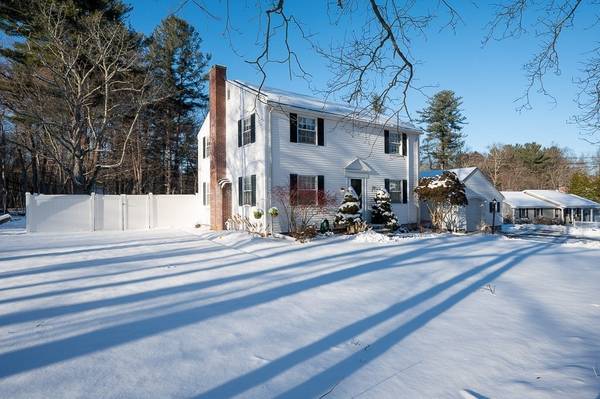 127 Washburn Street,  Northborough,  MA 01532