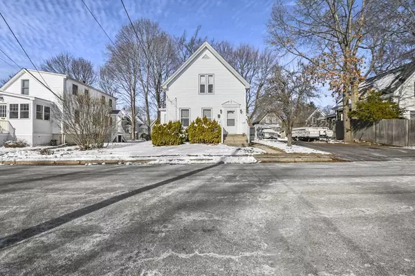 Rockland, MA 02370,77 Reed Street