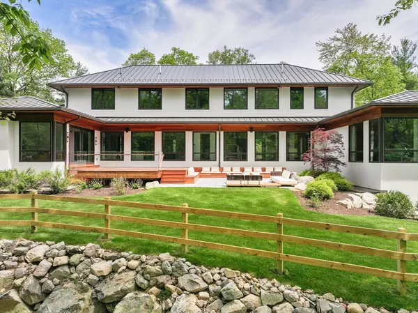 Weston, MA 02493,12 Robin Rd
