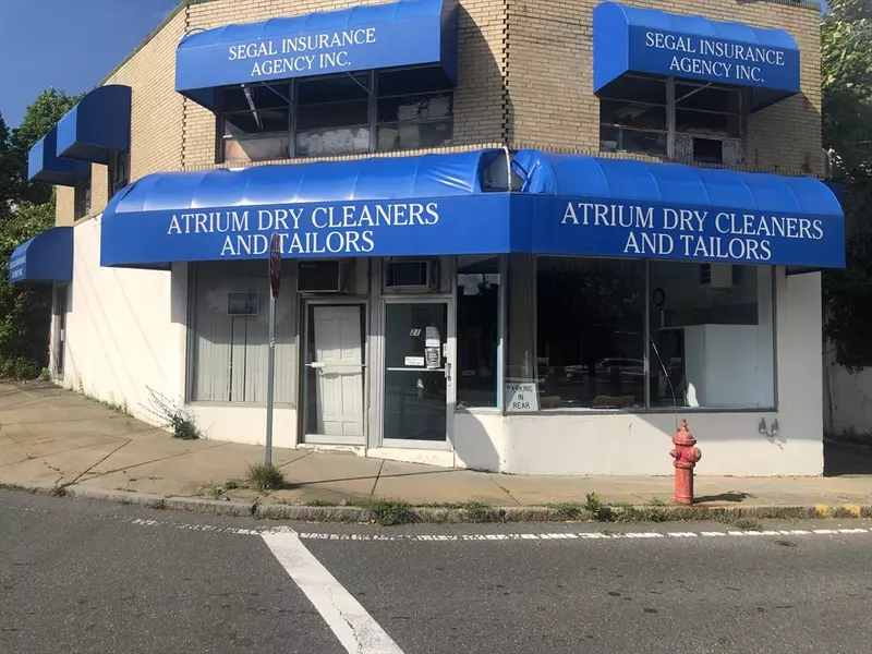 21 Jackson St, Newton, MA 02459