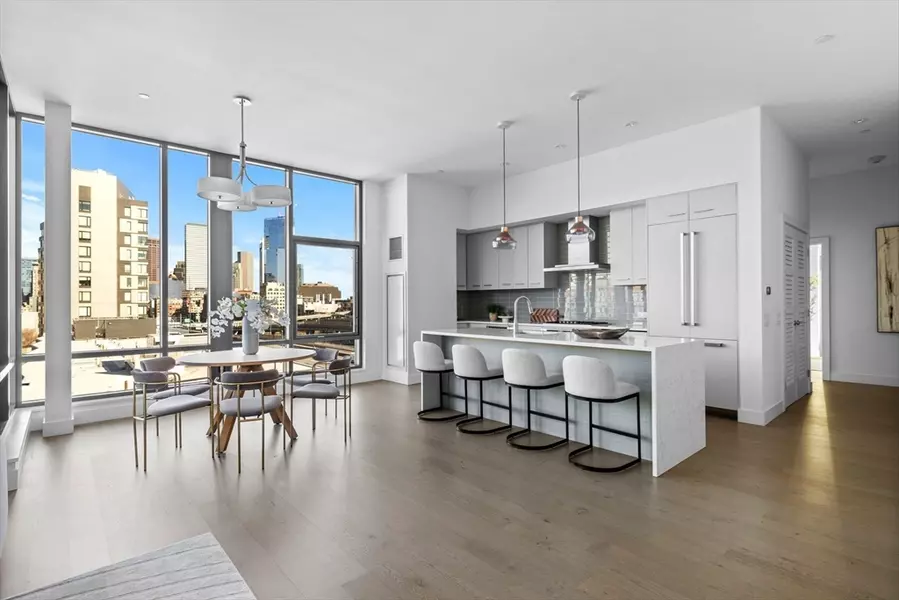 40 Traveler #PH 802, Boston, MA 02118