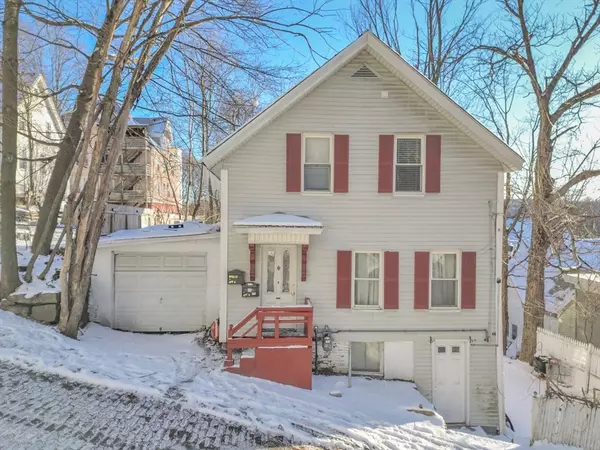 5 Jay St, Fitchburg, MA 01420