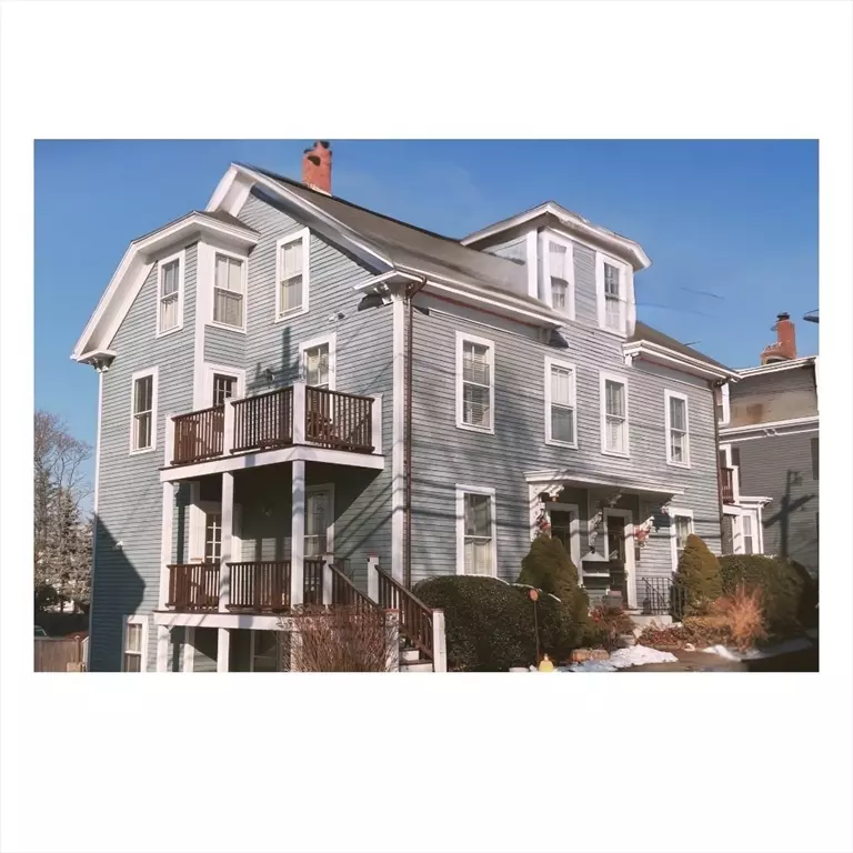 Marblehead, MA 01945,125 Elm #A