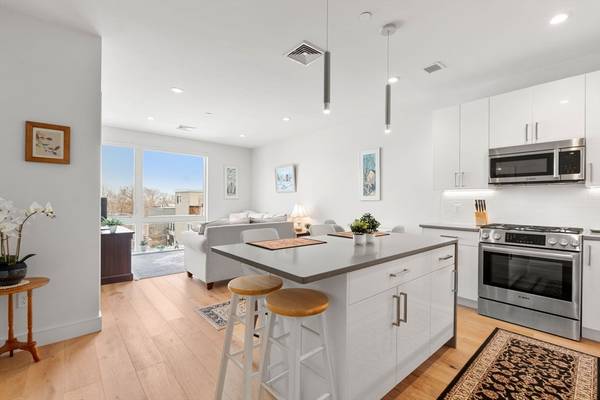 420 West Broadway #405, Boston, MA 02127