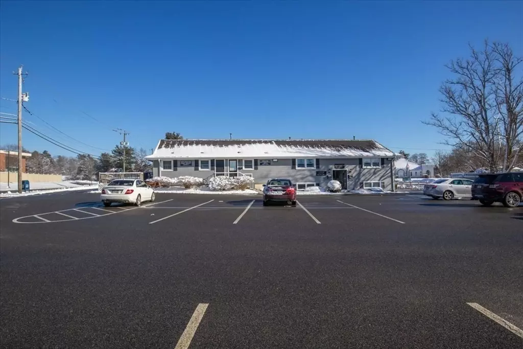 Brockton, MA 02301,478 Torrey Street #9