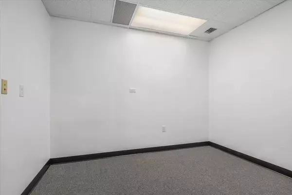 Brockton, MA 02301,478 Torrey Street #9