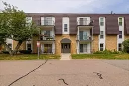 2 Shadowbrook Ln #4, Milford, MA 01757