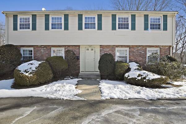 107 Vernon Street #B, Wakefield, MA 01880