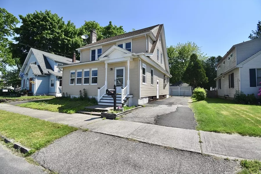 19 Dresser Ave, Chicopee, MA 01013