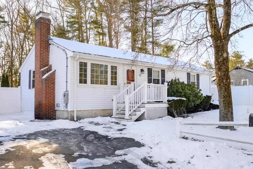 Rockland, MA 02370,17 Pine Haven Cir