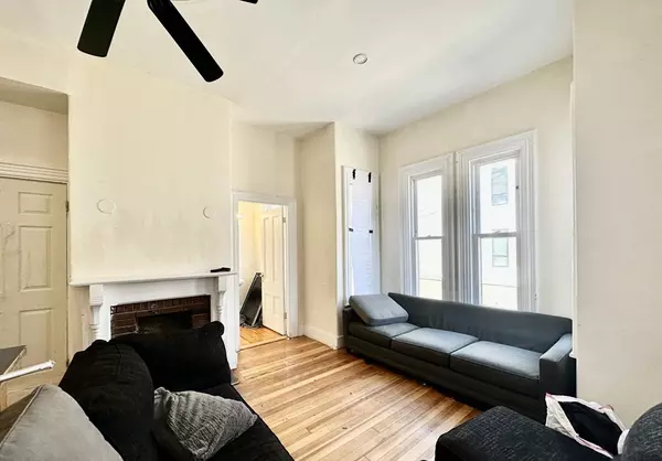 22 Highgate #22, Boston, MA 02134