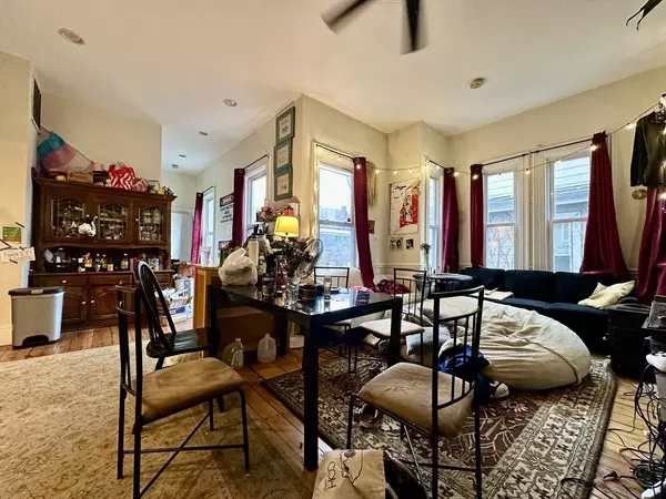 22 Highgate #22, Boston, MA 02134