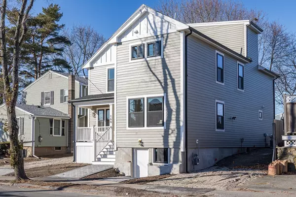 Marblehead, MA 01945,160 Green St