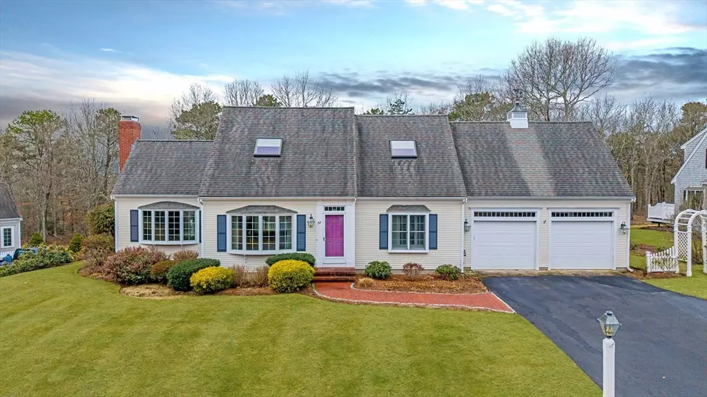 Mashpee, MA 02649,57 Regatta Drive