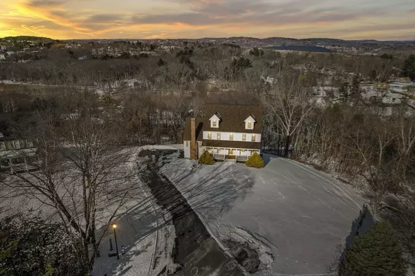 Groveland, MA 01834,15 Hillview Dr