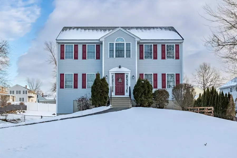 41 D Street, Dracut, MA 01826