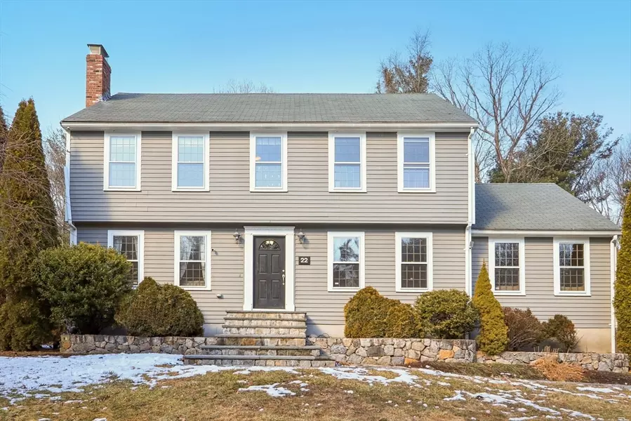 22 Fox Run Rd, Medway, MA 02053