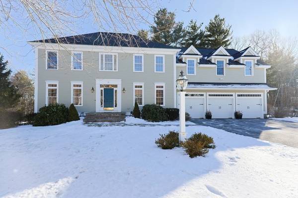 26 Eastmount Rd, Medfield, MA 02052