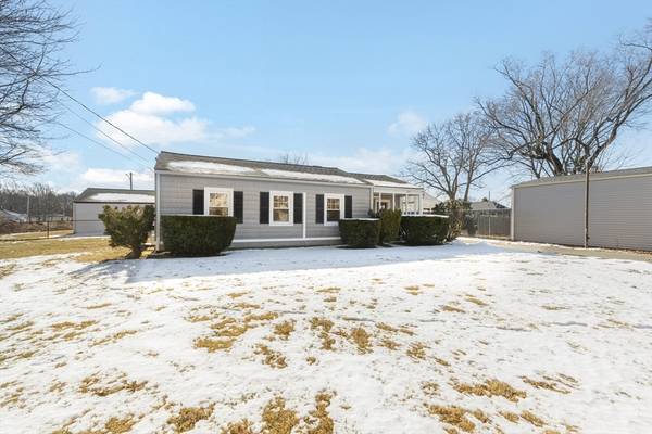 1043 Read St, Somerset, MA 02726