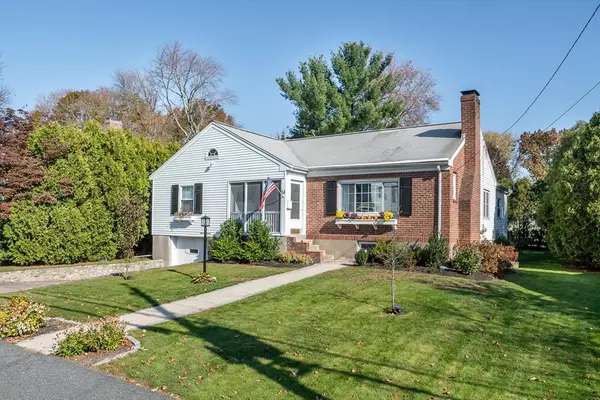 53 Park Ave, Natick, MA 01760