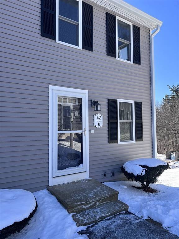 42 Olde Colonial #6, Gardner, MA 01440