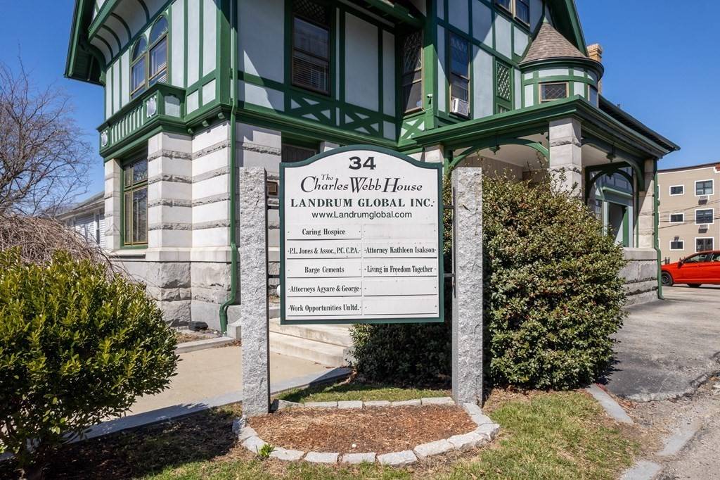 Worcester, MA 01609,34 Cedar St #301