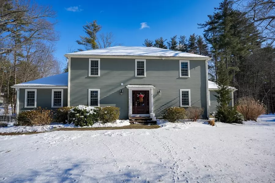 14 Stone Root Ln, Sudbury, MA 01776