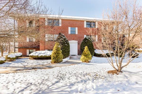 360 Neponset St #510, Canton, MA 02021