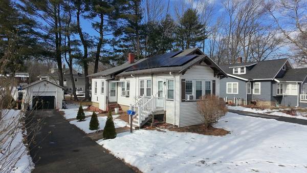 15 North Bassett Rd, Brockton, MA 02301