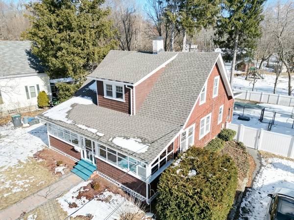 45 Marion St, Natick, MA 01760