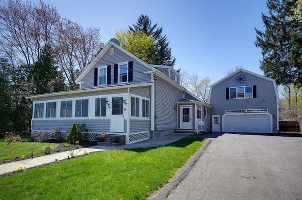 56 Greeley St, Clinton, MA 01510