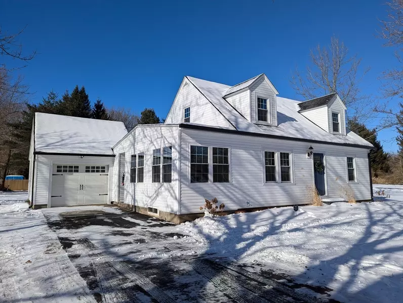 560 Country Club Road, Greenfield, MA 01301